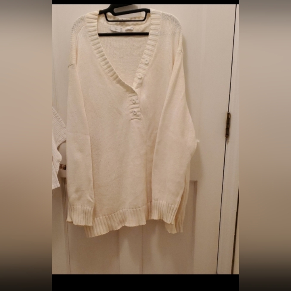 ellos Women's V-Neck Cream Sweater